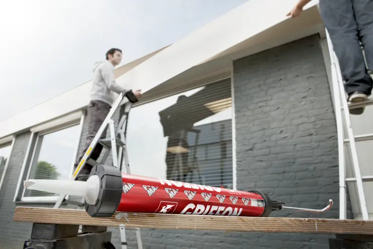 6311536-Article-application-shot-en-135-Griffon-NA-NA-PolyMax