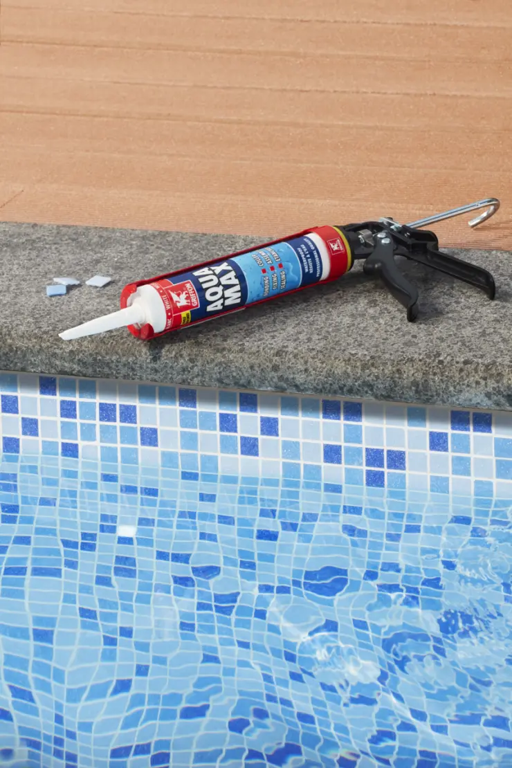 Griffon-Aquamax-tiling-Portrait-productshot