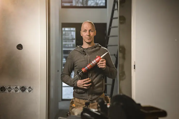 BOLTON-LIJMEN-LOKATIE-EDE-HUIS-PLINT-LIJM-MET-MODEL-GERRIT-FRONTAAL_12